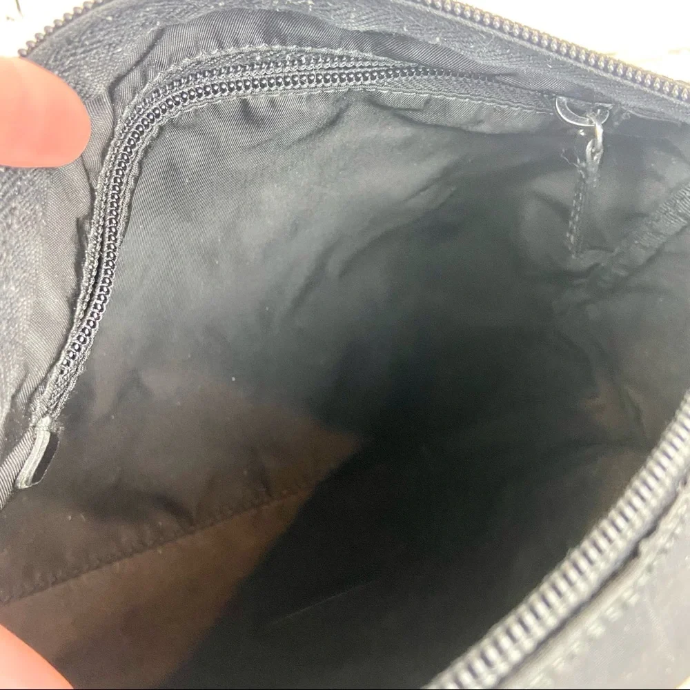 Prada pouch crossbody bag or shoulder bag with chains - Picture 9 of 16